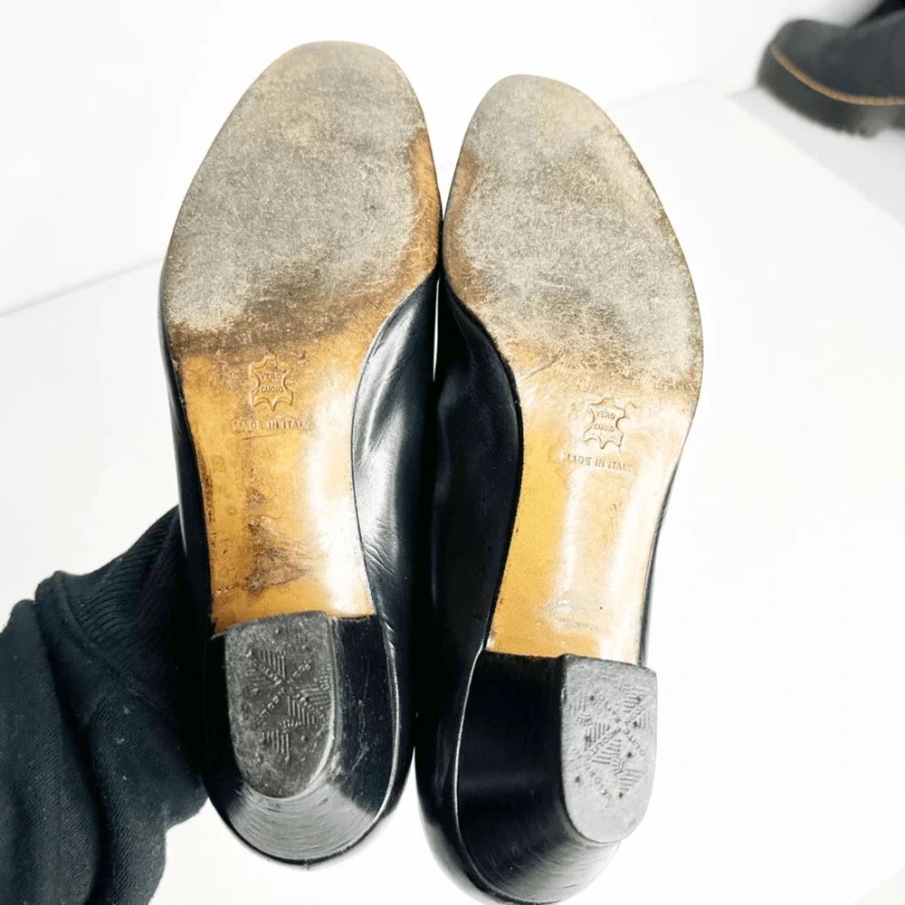 VTG SALVATORE FERRAGAMO Black leather logo vamp block heel pump womens 8 B